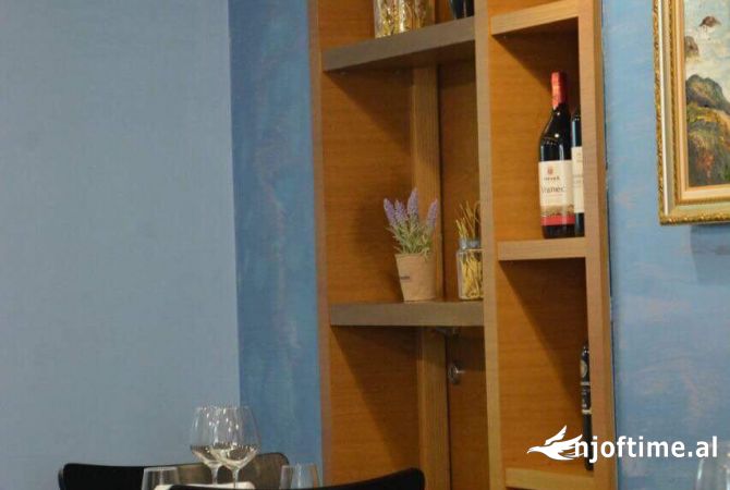 Jepet me Qera Restorant i investuar afer Zogut te Zi. 