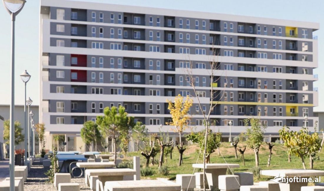 Shtepi ne shitje Apartament ne Tirane, 2+1, Mobilimi Bosh, pa mobiluar, Pagesa 87,000  Euro.