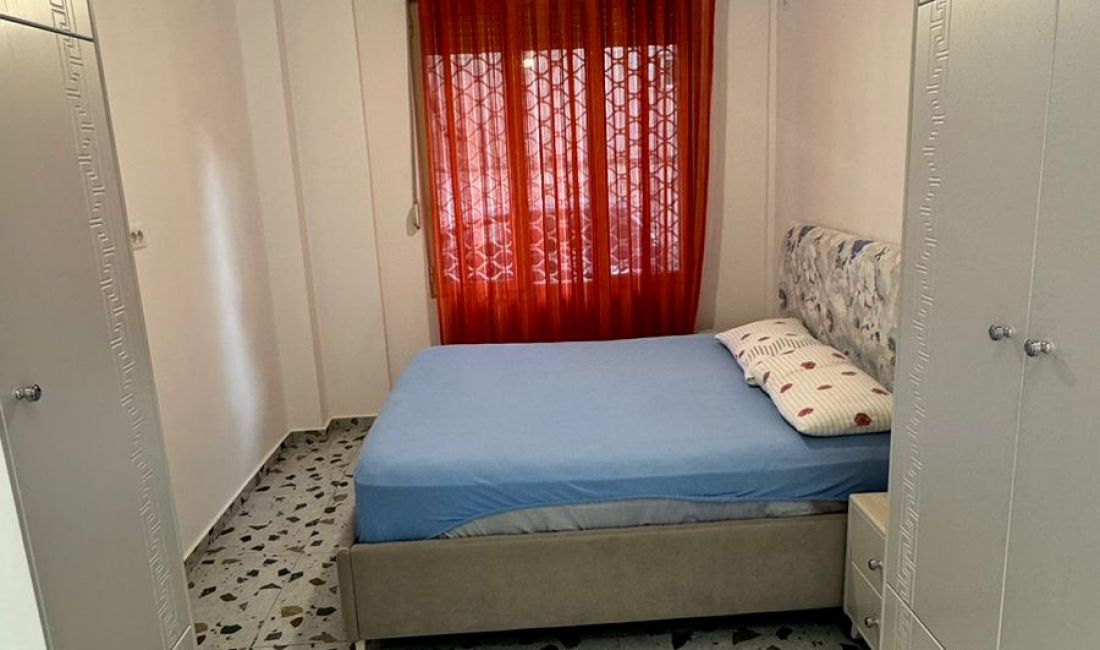 Shtepi me qera Apartament ne Tirane, 1+1, Mobilimi E mobiluar, Pagesa 350  Euro.
