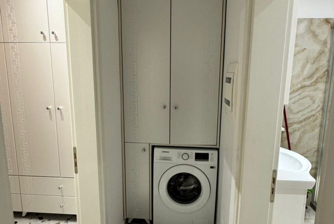 Shtepi me qera Apartament ne Tirane, 1+1, Mobilimi E mobiluar, Pagesa 350  Euro.