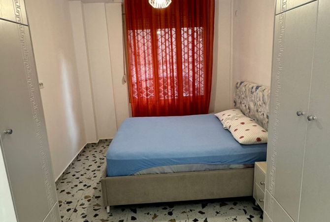 Jepet me Qera Apartament 1+1 tek Fresku.