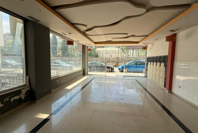 Shitet Ambient Biznesi me Hipoteke tek Kodra e Diellit.