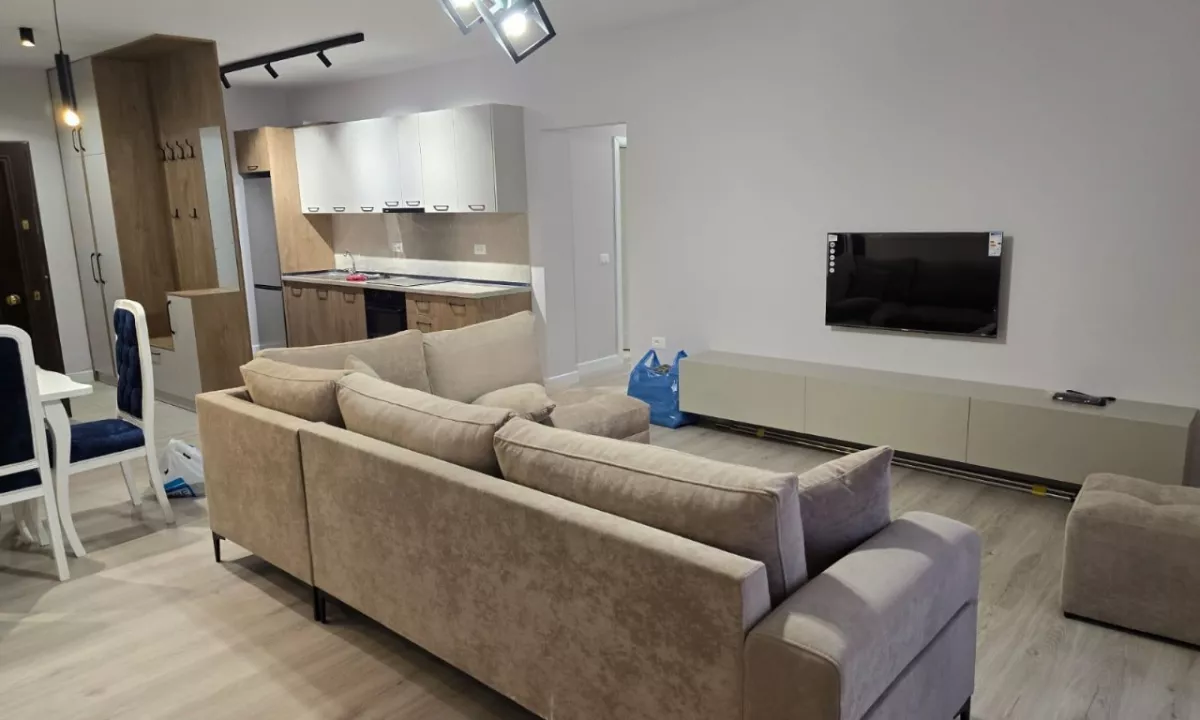 Shtepi me qera Apartament ne Tirane, 2+1, Mobilimi E mobiluar, Pagesa 500  Euro.