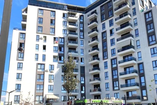 Shtepi ne shitje Apartament ne Tirane, 1+1, Mobilimi Bosh, pa mobiluar, Pagesa 126,000  Euro.