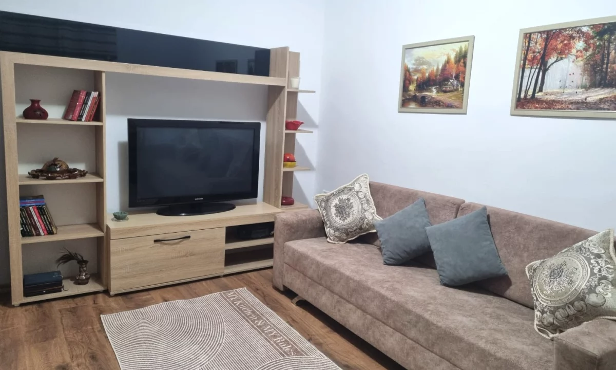 Shtepi me qera Apartament ne Tirane, 2+1, Mobilimi E mobiluar, Pagesa 50,000  Leke.