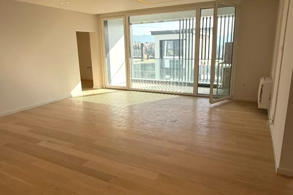 Appartamento in vendita a Tirana 3+1, Arredato