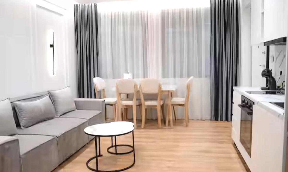 Jepet me Qera per Airbnb – 3 apartamente prane Qendres!