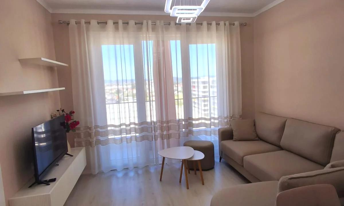 Shtepi me qera Apartament ne Tirane, 1+1, Mobilimi E mobiluar, Pagesa 400  Euro.
