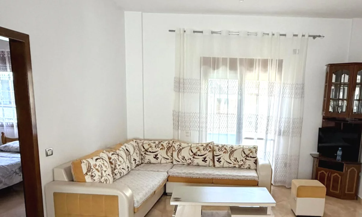 House for Rent Apartment in Tirana, 2+1, Furniture Furnished, Payment 40,000  Leke.