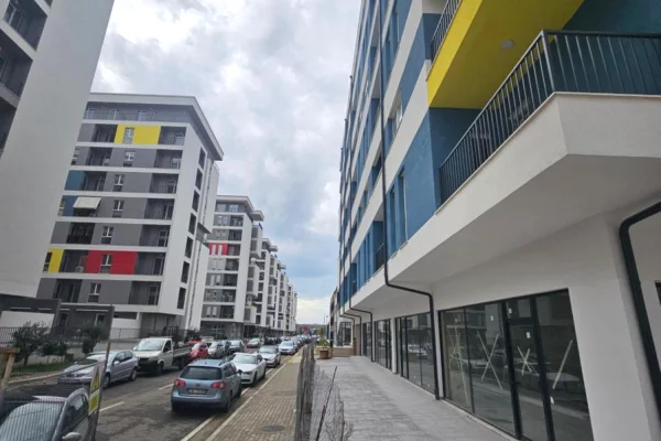 Business Property for Rent 3+1 in Tirana - 500 Euro