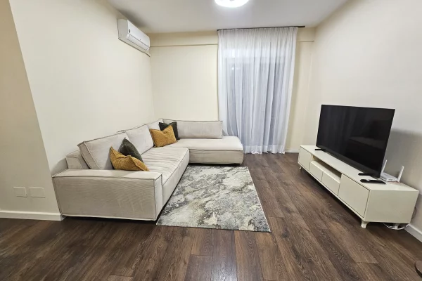 House for Rent 1+1 in Tirana - 800 Euro