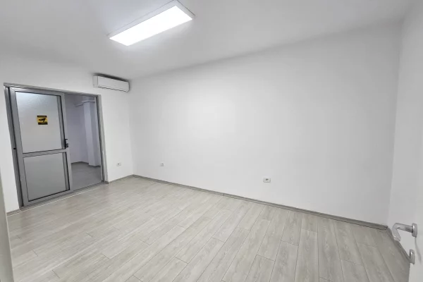 Zyre | Qera | 90m2 | Sheshi Willson | 