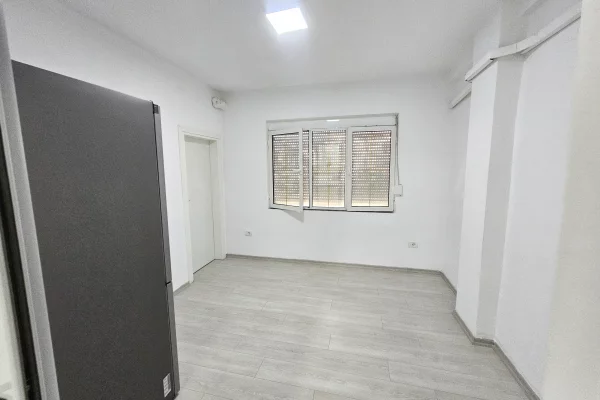 Zyre | Qera | 90m2 | Sheshi Willson | 