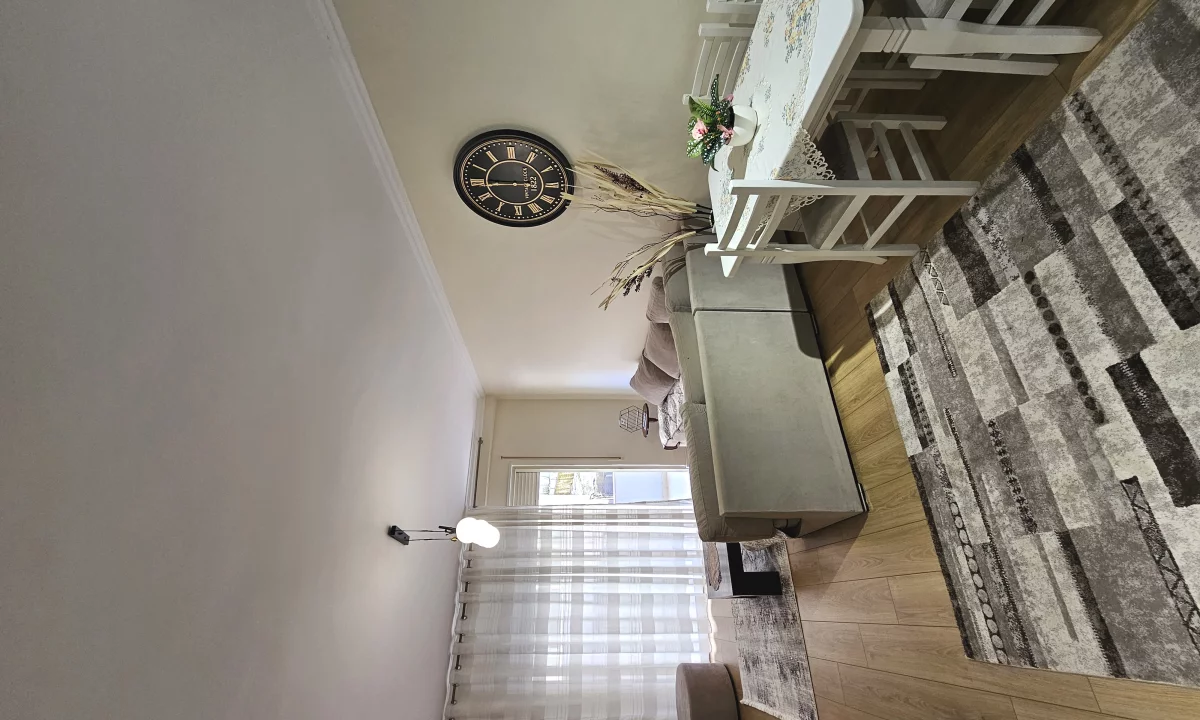 Shtepi me qera Apartament ne Tirane, 1+1, Mobilimi E mobiluar, Pagesa 55,000  Leke.