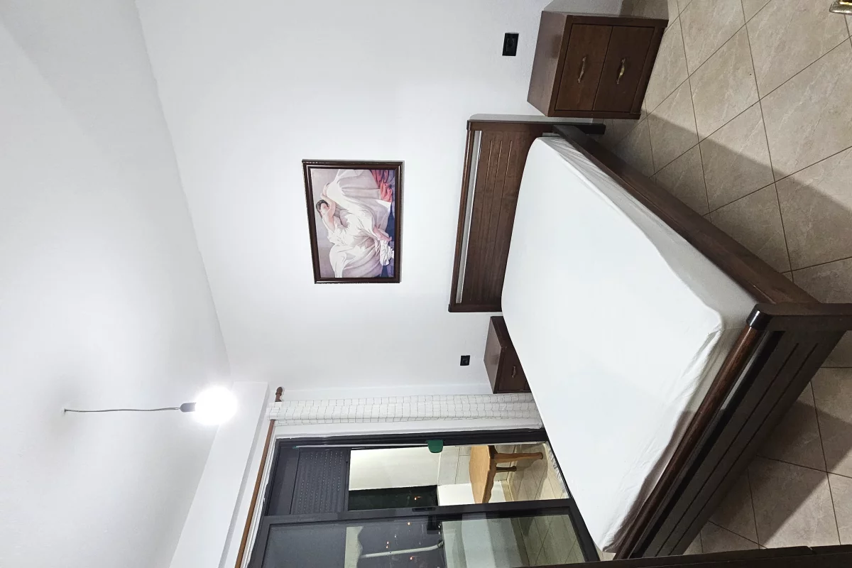 Shtepi me qera Apartament ne Tirane, 2+1, Mobilimi E mobiluar, Pagesa 45,000  Leke.