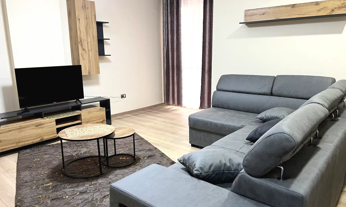 Shtepi me qera Apartament ne Tirane, 1+1, Mobilimi E mobiluar, Pagesa 35,000  Leke.