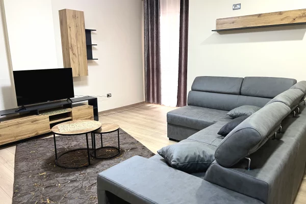 Apartament i kompletuar me qera