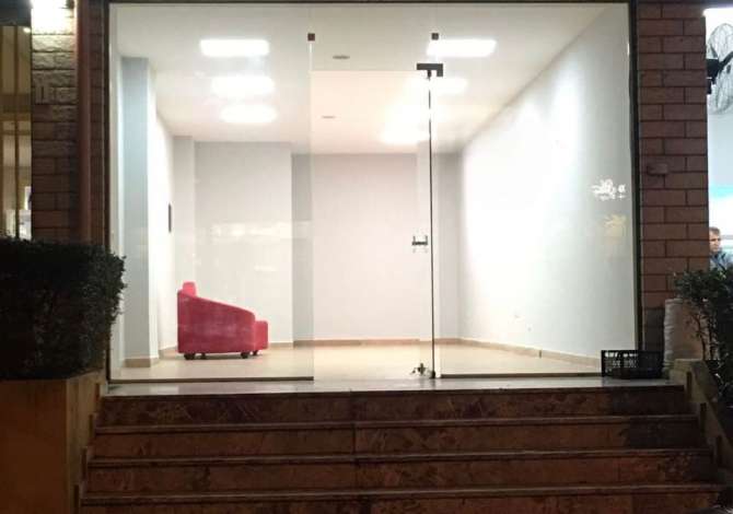 Ambient biznesi me qera 1+1 ne Tirane - 40,000 Leke