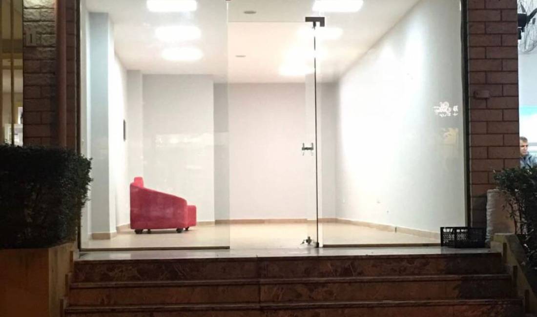 Dyqan me qera tek Rruga e Kavajes (40,000 Leke)