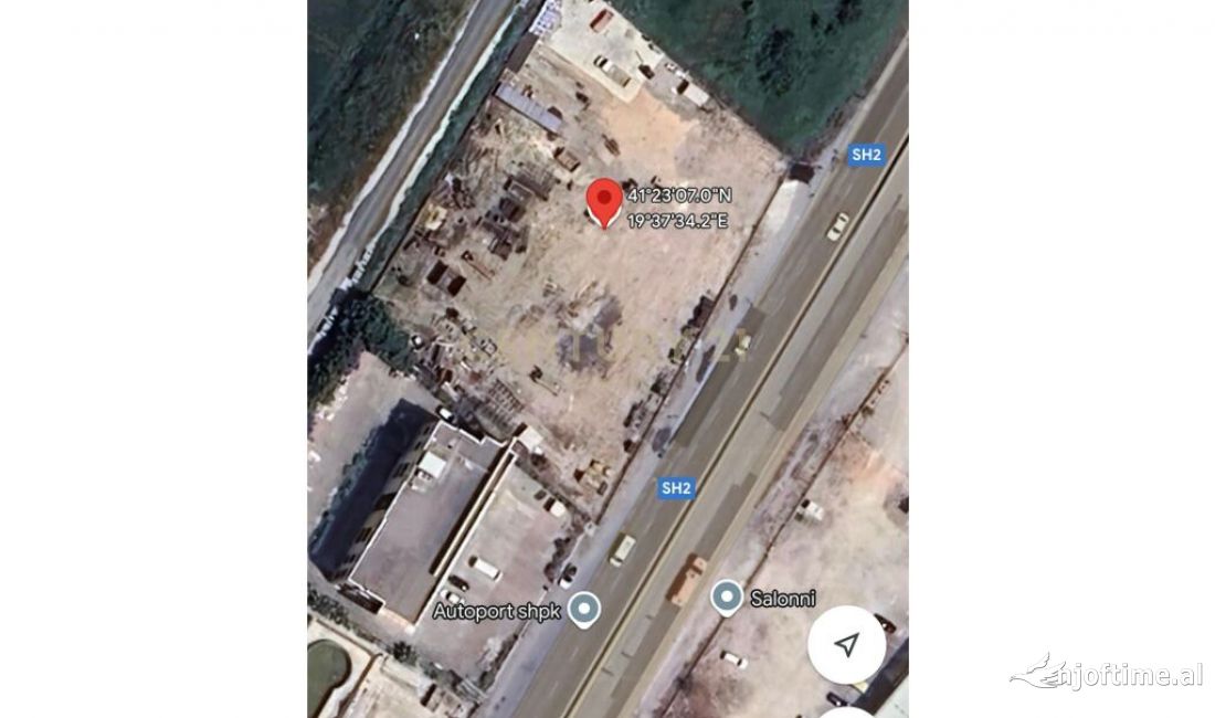 SHITET TOKE BUZE AUTOSTRADES TIRANE-DURRES!