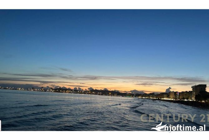 Shitet bar-restorant & lounge ne vije te pare me detin, ne Plazh Hekurudha!