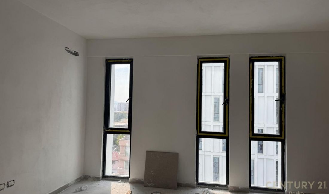 🏢 Ambient per Zyra me Qira prane Zogut te Zi – Tirane