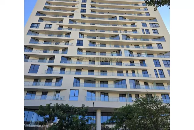 Business Property for Rent 3+1 in Tirana - 1,300 Euro