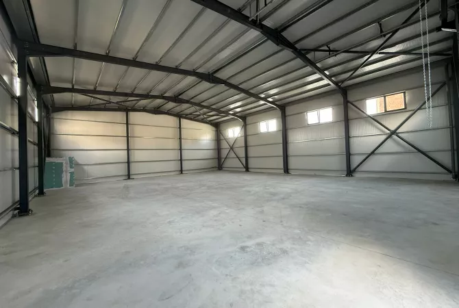 Business Property for Rent 4+1 in Tirana - 1,500 Euro