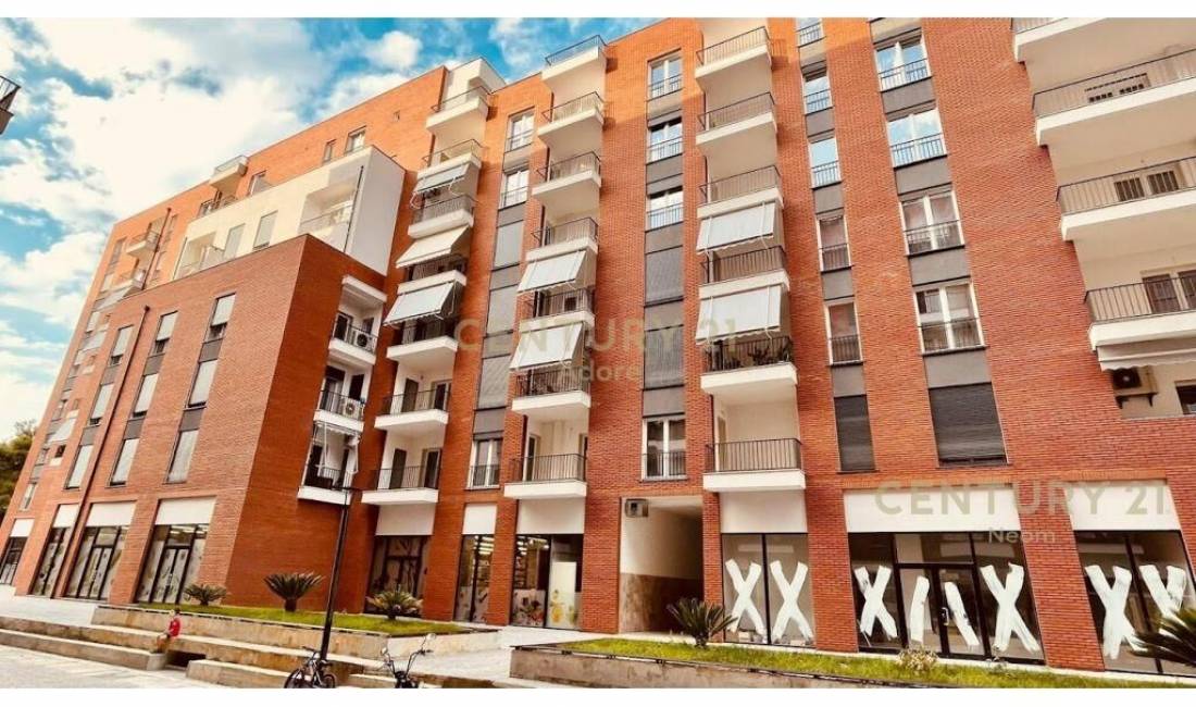 Dyqan me Qira tek Kompleksi VIND