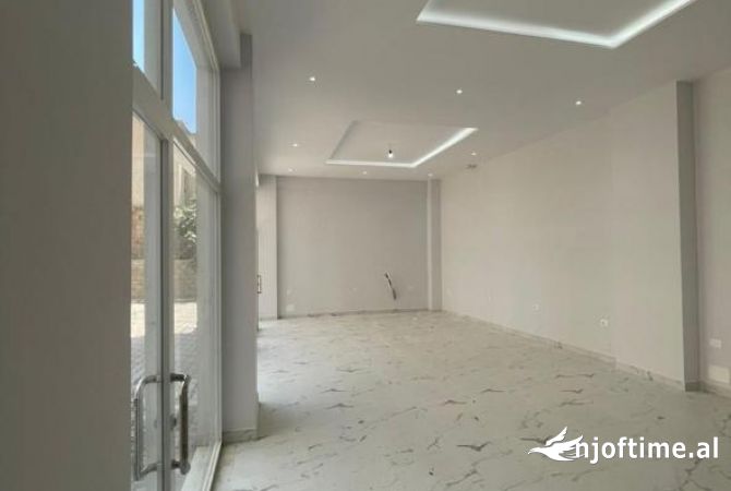 Business Property in Sale 1+1 in Tirana - 290,000 Euro