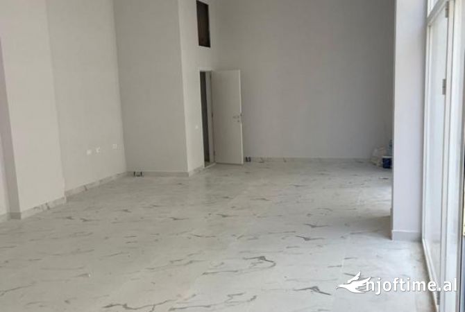 Business Property in Sale 1+1 in Tirana - 290,000 Euro