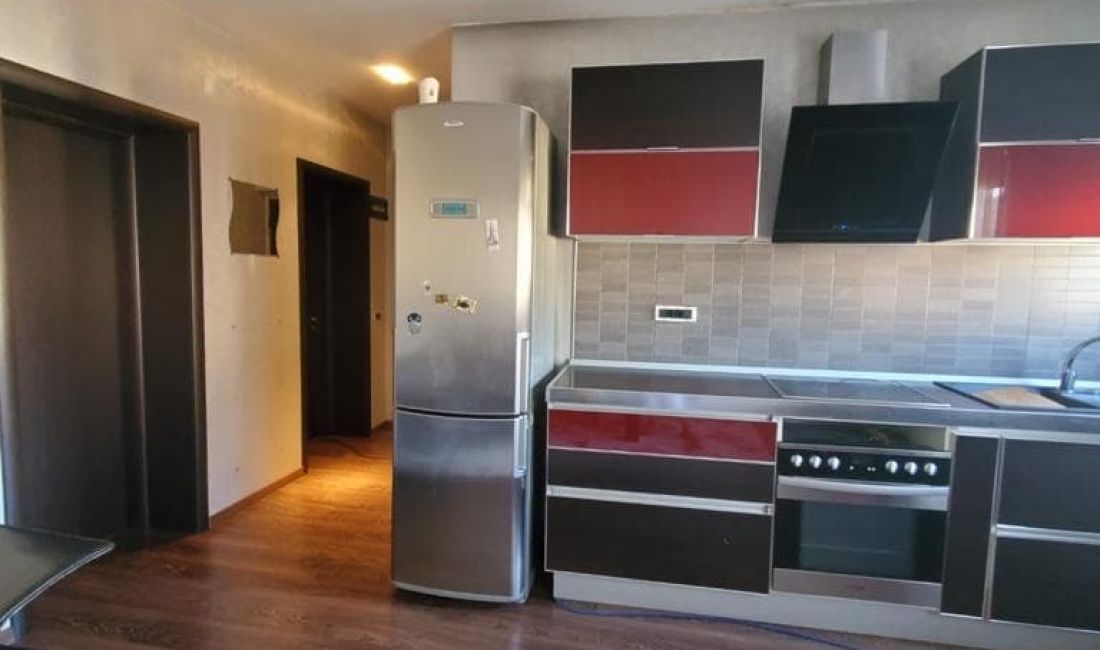 Shtepi me qera Apartament ne Tirane, 2+1, Mobilimi E mobiluar, Pagesa 650  Euro.