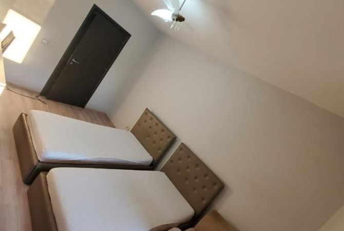 Shtepi me qera Apartament ne Tirane, 2+1, Mobilimi E mobiluar, Pagesa 650  Euro.