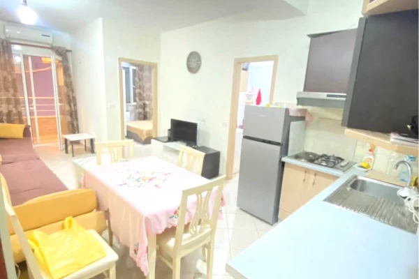 Shtepi ne shitje Apartament ne Durres, 1+1, Mobilimi E mobiluar, Pagesa 77,000  Euro.