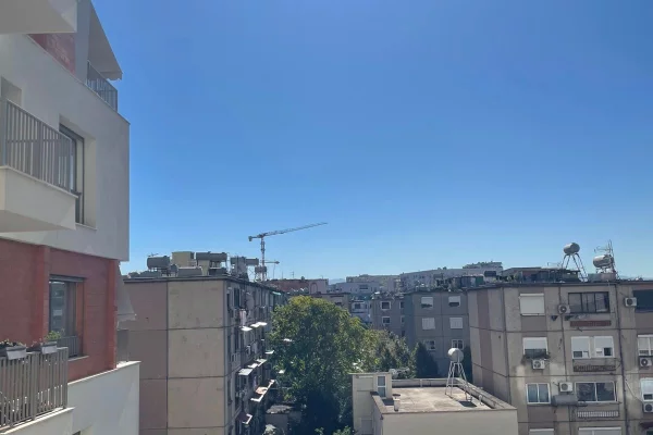 Appartamento in affitto a Tirana 2+1, Arredato