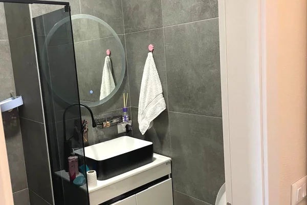 Appartamento in affitto a Tirana 2+1, Arredato