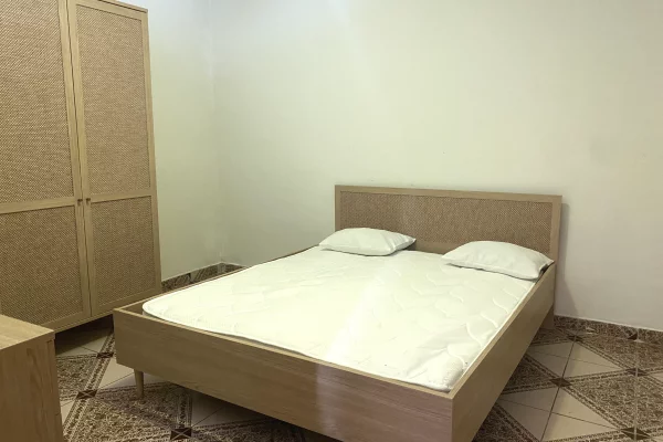 Shtepi me qera Apartament ne Tirane, 1+1, Mobilimi E mobiluar, Pagesa 26,000  Leke.