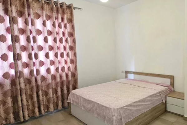 Shtepi me qera 1+1 ne Tirane - 500 Euro