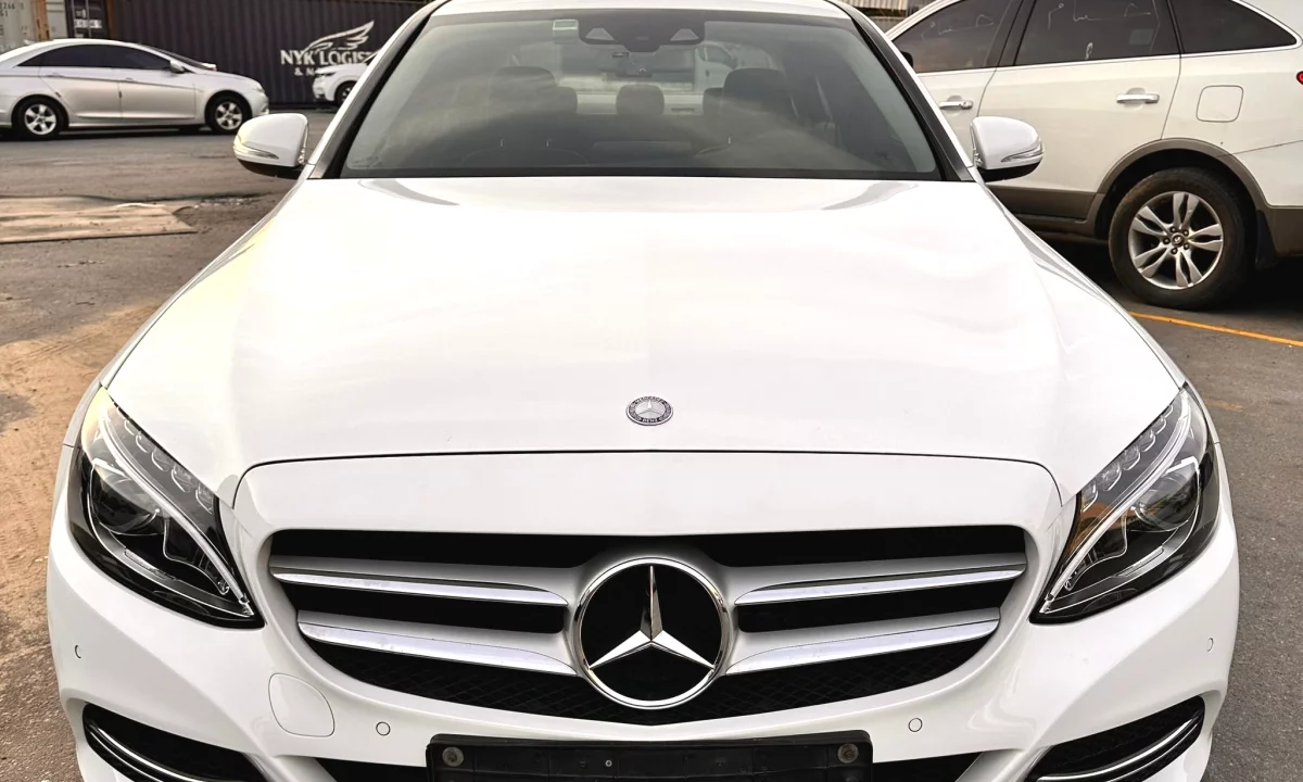 Auto in Vendita a Tirana, Mercedes-Benz, 2015 Diesel,Kambio Automatik Pagamento 15,000  Euro.