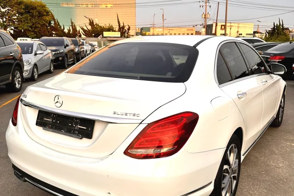 Auto in Vendita a Tirana - 15,000 Euro