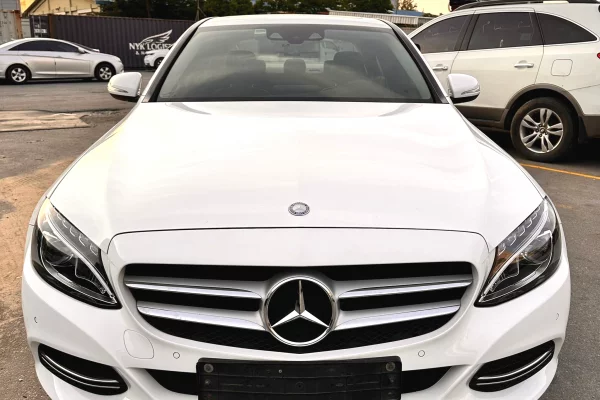 Auto in Vendita a Tirana - 15,000 Euro