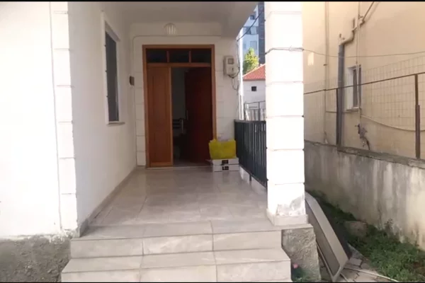 Private house for rent in Tirana 2+1, Furnished