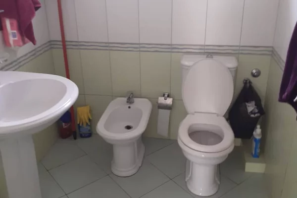 Shtepi me qera Apartament ne Tirane, 1+1, Mobilimi E mobiluar, Pagesa 35,000  Leke.