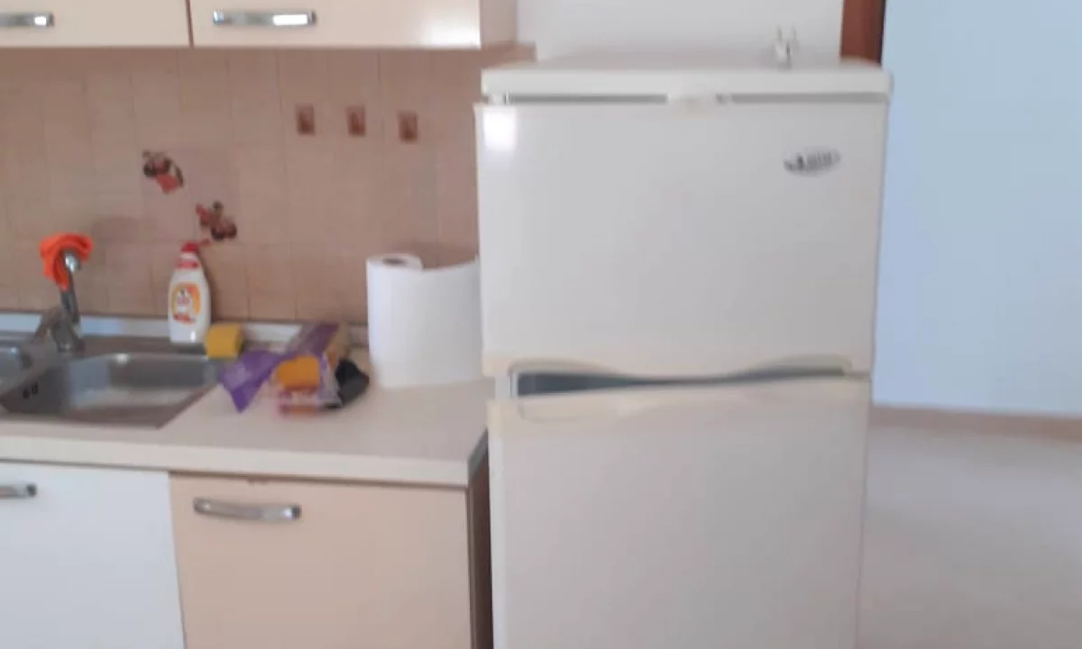 Shtepi me qera Apartament ne Tirane, 1+1, Mobilimi E mobiluar, Pagesa 35,000  Leke.