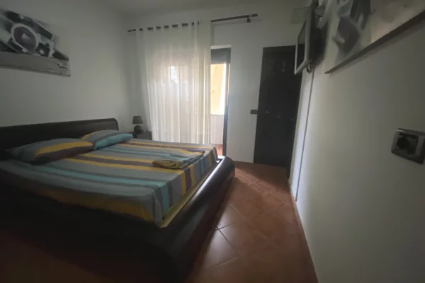 Shtepi me qera Apartament ne Tirane, 1+1, Mobilimi E mobiluar, Pagesa 45,000  Leke.