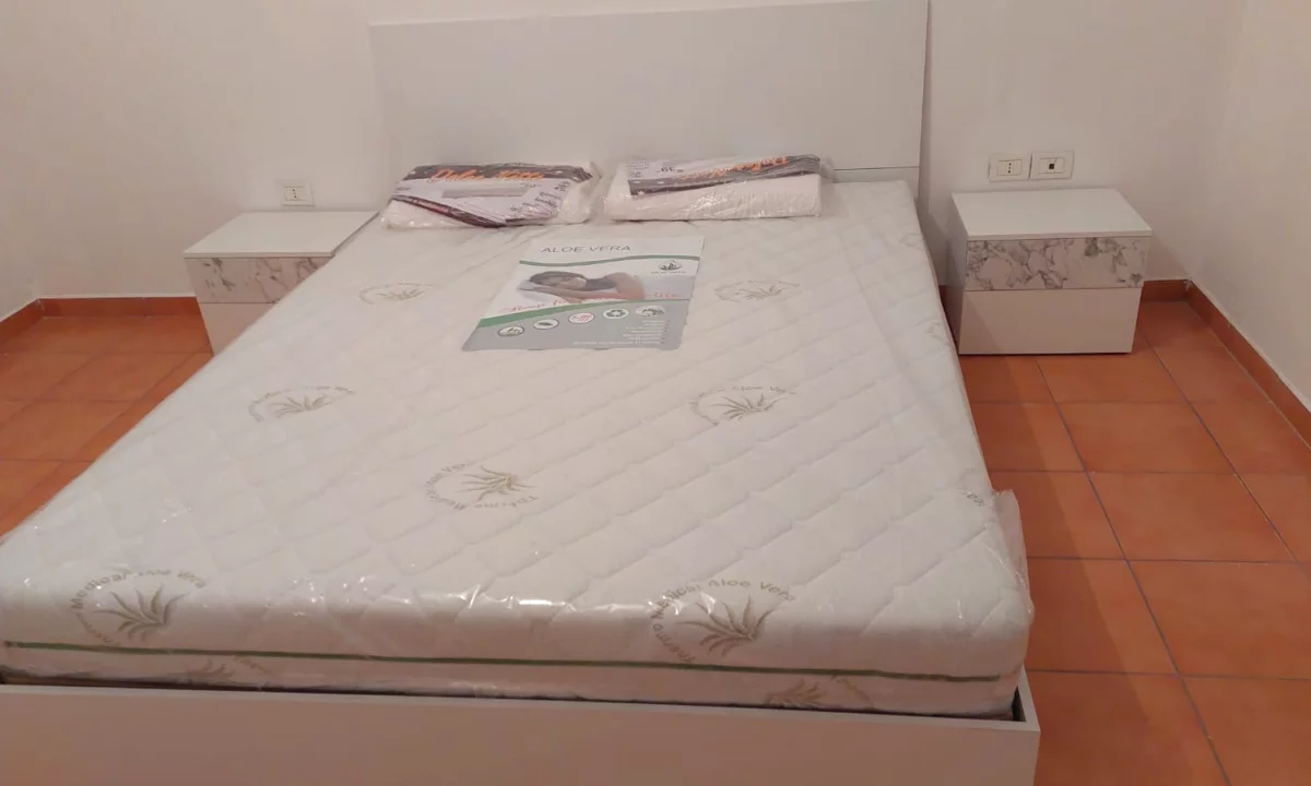 Shtepi me qera Apartament ne Tirane, 2+1, Mobilimi E mobiluar, Pagesa 45,000  Leke.