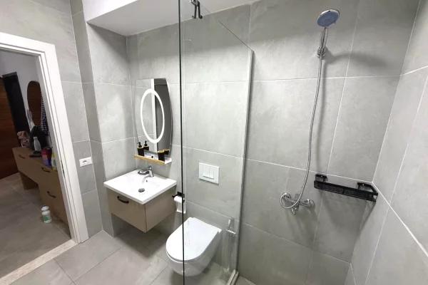 Appartamento in affitto a Tirana 1+1, Arredato