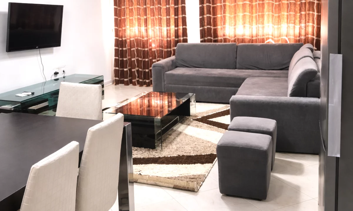 Shtepi me qera Apartament ne Tirane, 2+1, Mobilimi E mobiluar, Pagesa 50,000  Leke.