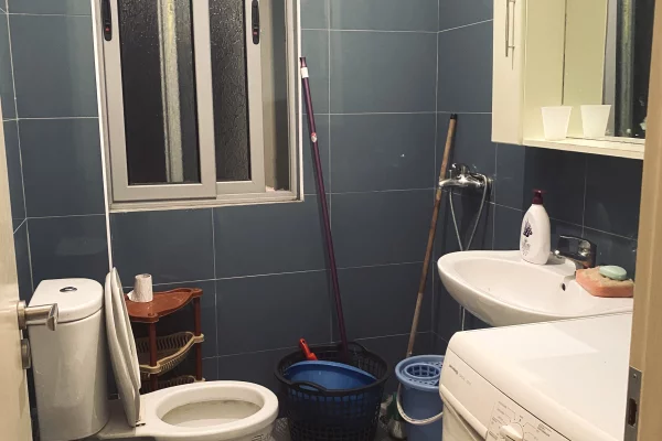 Shtepi me qera Apartament ne Tirane, 1+1, Mobilimi E mobiluar, Pagesa 30,000  Leke.