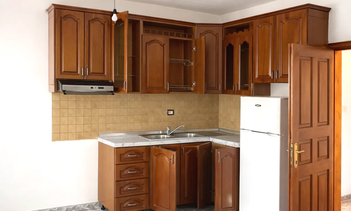 Shtepi me qera Apartament ne Tirane, 1+1, Mobilimi E mobiluar, Pagesa 25,000  Leke.